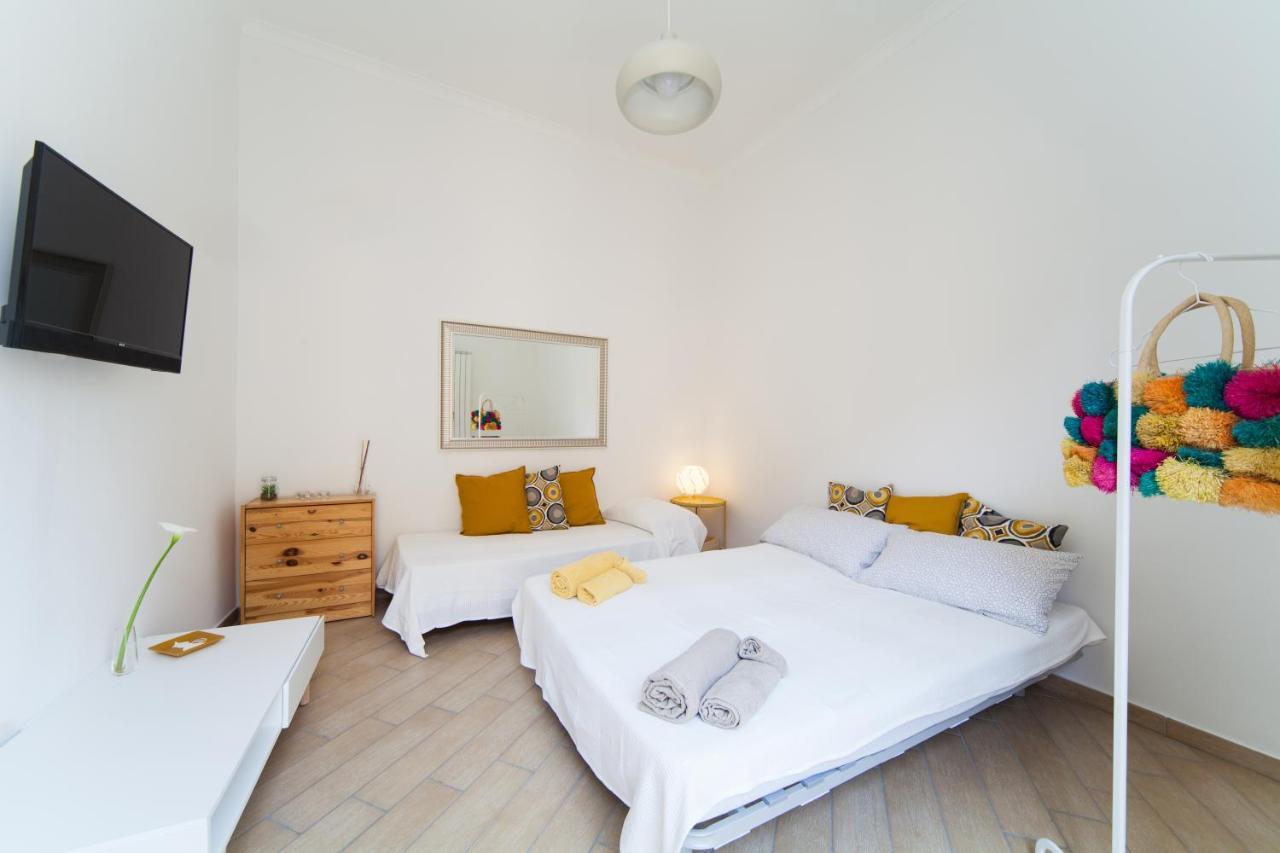 Napoli Centro Suite - Duomo Apartment Extérieur photo