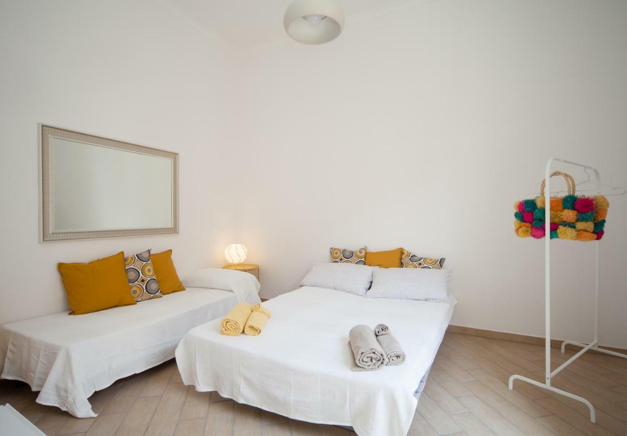 Napoli Centro Suite - Duomo Apartment Extérieur photo